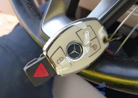 2018 Mercedes-Benz Glc 300 4Matic из США, поврежденный, VIN WDC0G4KB5JV105486